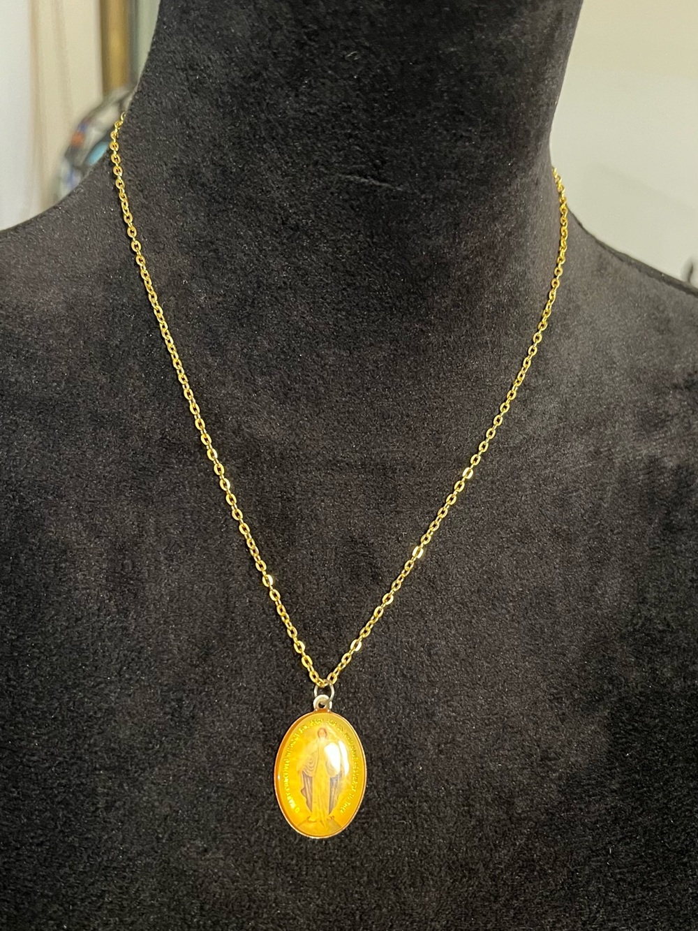 Gold-Tone Yellow Oval religious Pendant Necklace - Women Jewelry